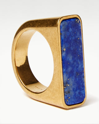 front view of the gold plated brass bembo ring with lapis lazuli semi precious stone|light